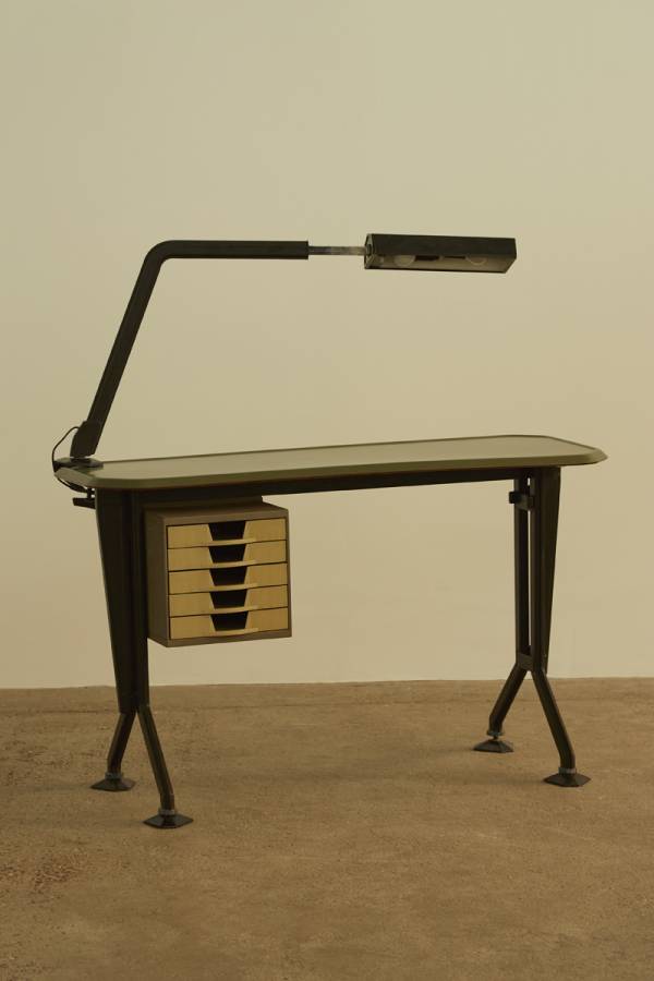 Arco Desk