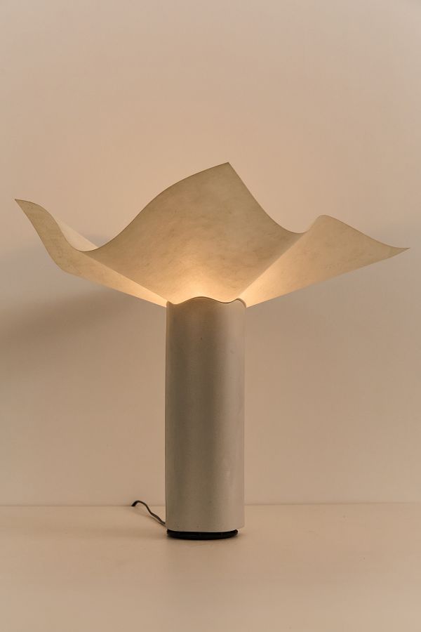 Area 50 Lamp