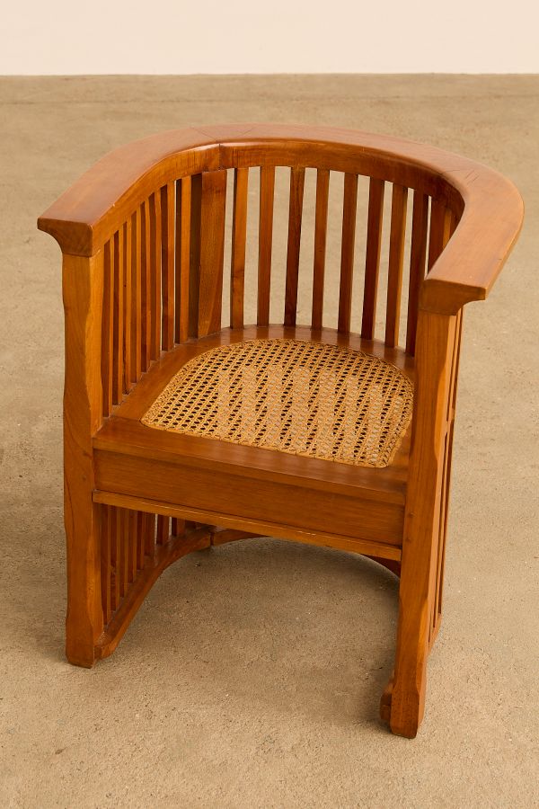 Barrel Armchair