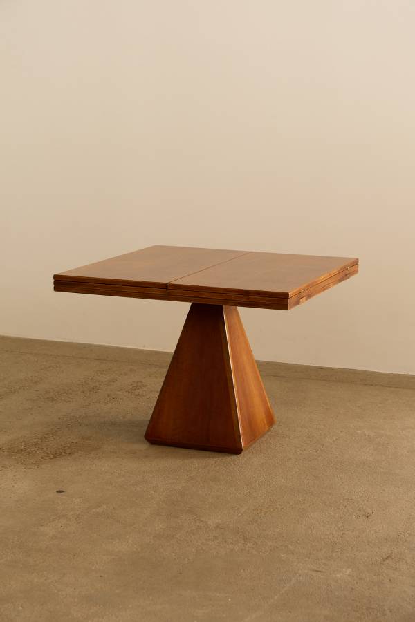 Chelsea Extendable Dining Table