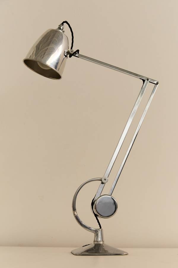 Counterpoise Desk Light