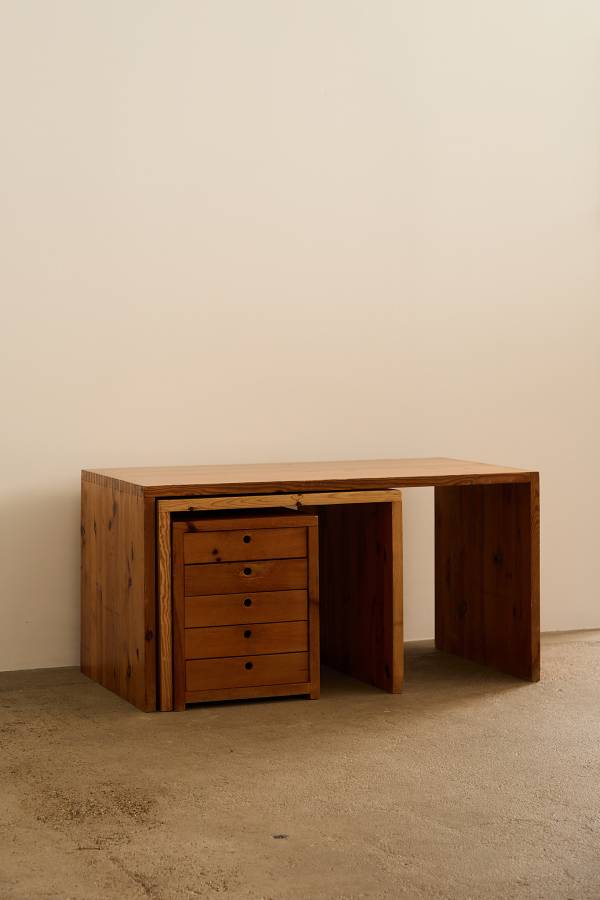 Nesting Tables and Drawers